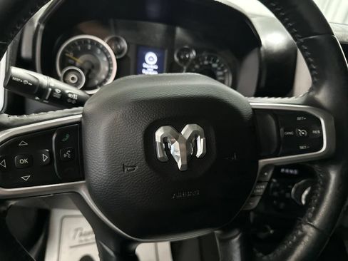 Used 2019 RAM 1500 Big Horn AWD/4WD image 17