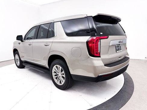 Used 2022 GMC Yukon SLT w/ SLT Premium Package image 17