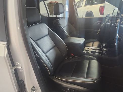 Certified 2023 Chevrolet Traverse Premier w/ LPO, Floor Liner Package AWD/4WD image 15