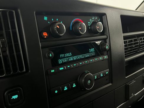 New 2026 Chevrolet Express 2500 Extended w/ Driver Convenience Package RWD image 19