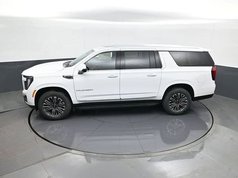 New 2026 GMC Yukon XL Elevation w/ Elevation Premium Package image 21