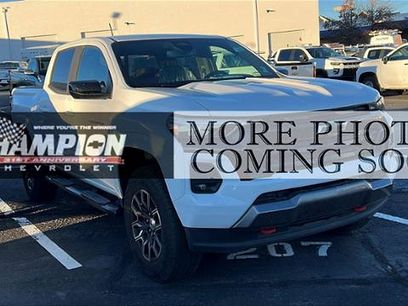 Used 2023 Chevrolet Colorado Z71 w/ Z71 Convenience Package 2