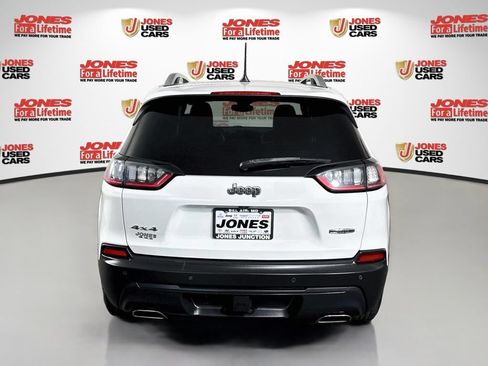 Used 2021 Jeep Cherokee Latitude Lux w/ Sun & Sound Group AWD/4WD image 17