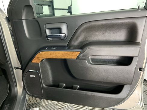 Used 2017 Chevrolet Silverado 3500 High Country w/ Duramax Plus Package image 14