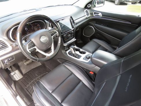 Used 2021 Jeep Grand Cherokee Summit image 12