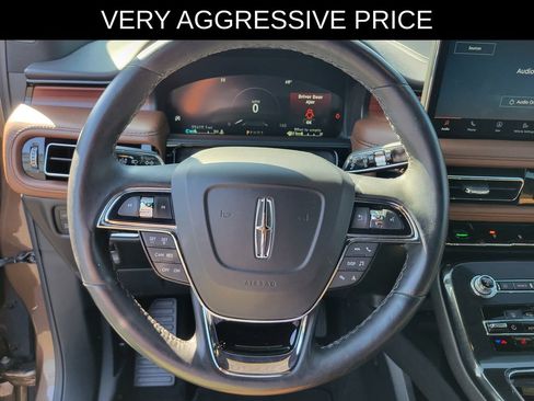 Used 2022 Lincoln Nautilus Reserve w/ Cargo Utility Package FWD image 23