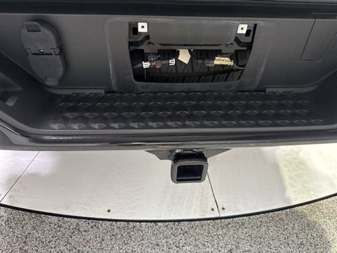 Used 2023 Chevrolet Colorado Trail Boss w/ Technology Package image 24