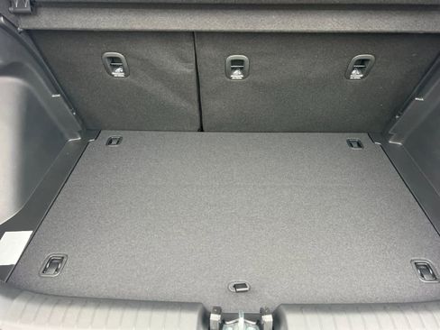 New 2026 Hyundai Venue SE image 15