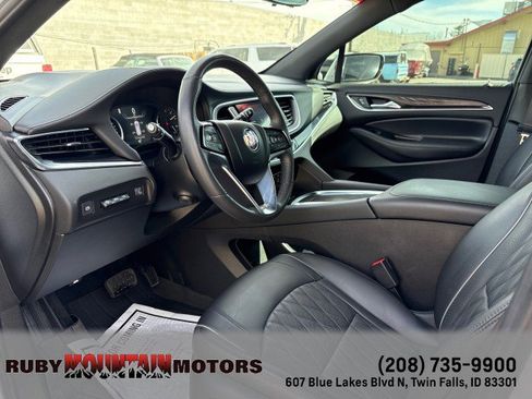 Used 2024 Buick Enclave Avenir w/ Avenir Technology Package AWD/4WD image 14