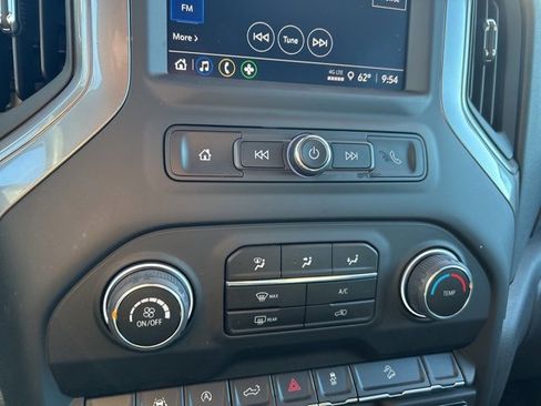 Used 2023 Chevrolet Silverado 1500 Custom Trail Boss image 26