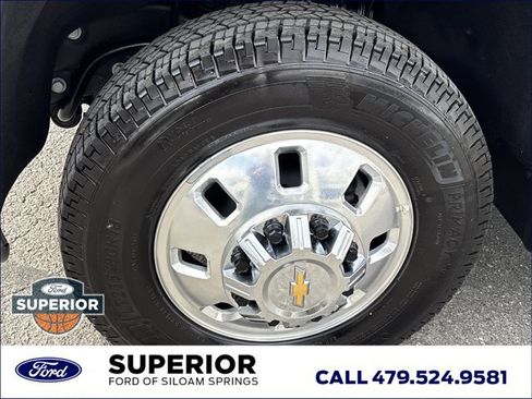 Used 2025 Chevrolet Silverado 3500 LTZ w/ LTZ Convenience Package AWD/4WD image 12