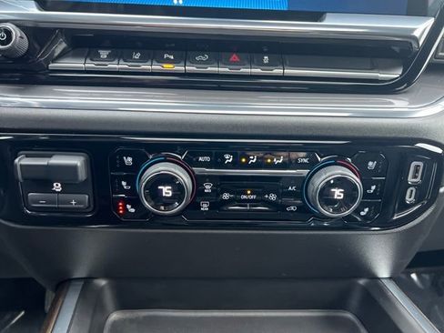 Used 2024 Chevrolet Silverado 3500 High Country w/ High Country Premium Package image 15