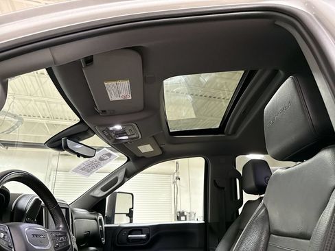 Used 2021 GMC Sierra 2500 Denali w/ Denali Ultimate Package AWD/4WD image 20