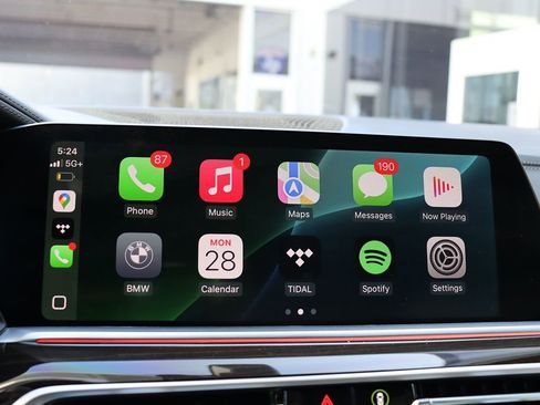 Used 2021 BMW X6 M50i w/ Executive Package image 30