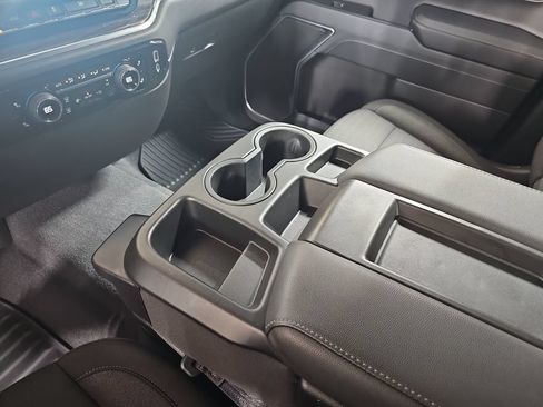 Certified 2024 Chevrolet Silverado 1500 LT AWD/4WD image 30