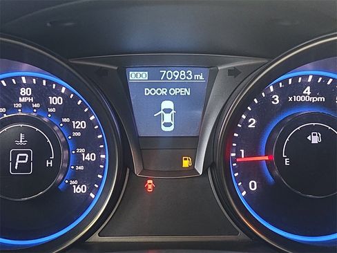 Used 2013 Hyundai Genesis 2.0T image 21