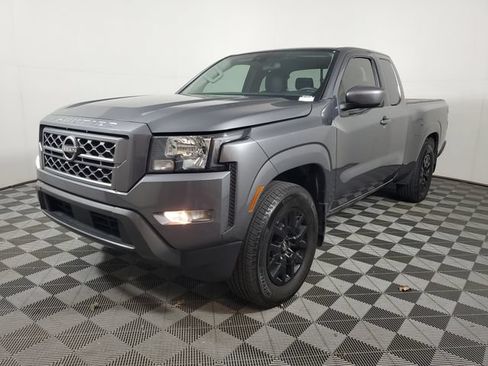 Used 2022 Nissan Frontier SV RWD image 3