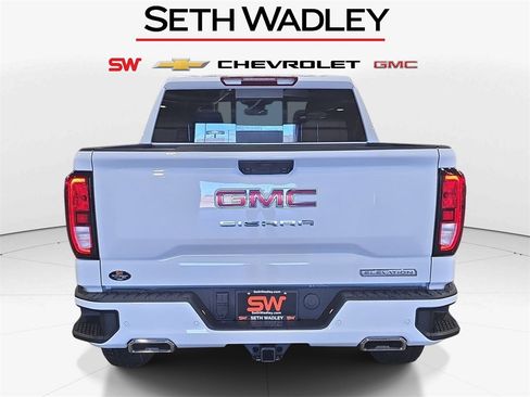 New 2026 GMC Sierra 1500 Elevation image 6