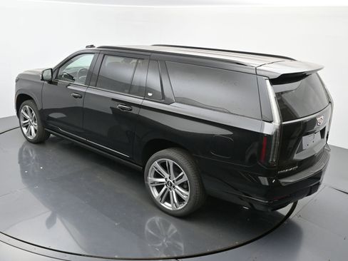 New 2026 Cadillac Escalade ESV Platinum Sport image 25