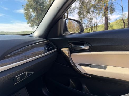 Used 2017 BMW 230i Convertible RWD image 20