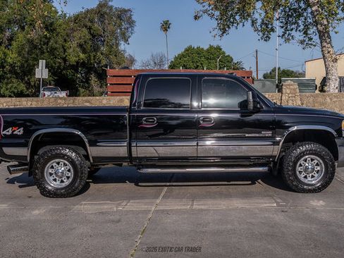 Used 2002 GMC Sierra 2500 4x4 Crew Cab HD w/ SLT Marketing Option Pkg image 9