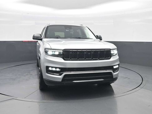 Used 2024 Jeep Grand Wagoneer L Series II w/ Quick Order Packagew 28T image 2