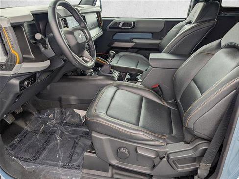 Used 2023 Ford Bronco Badlands w/ Sasquatch Package AWD/4WD image 16