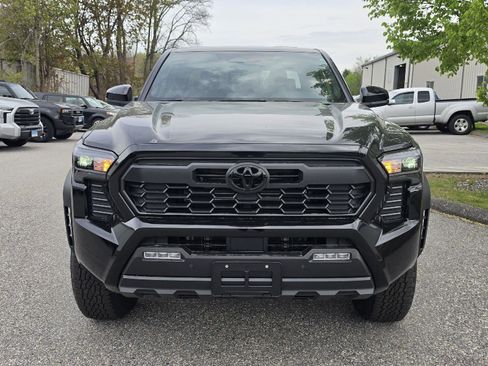 New 2026 Toyota Tacoma TRD Off-Road AWD/4WD image 9
