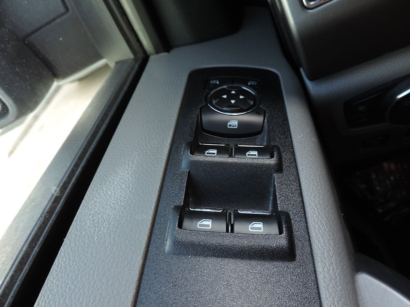 Used 2019 Ford F150 XLT w/ Equipment Group 302A Luxury RWD image 22