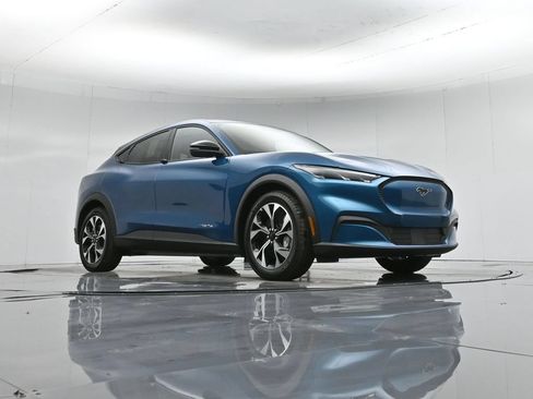 New 2026 Ford Mustang Mach-E Select RWD image 44