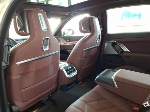 New 2026 BMW 740i xDrive image 21