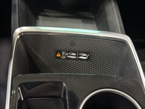 Used 2025 Chevrolet Equinox LT w/ Convenience Package II image 31