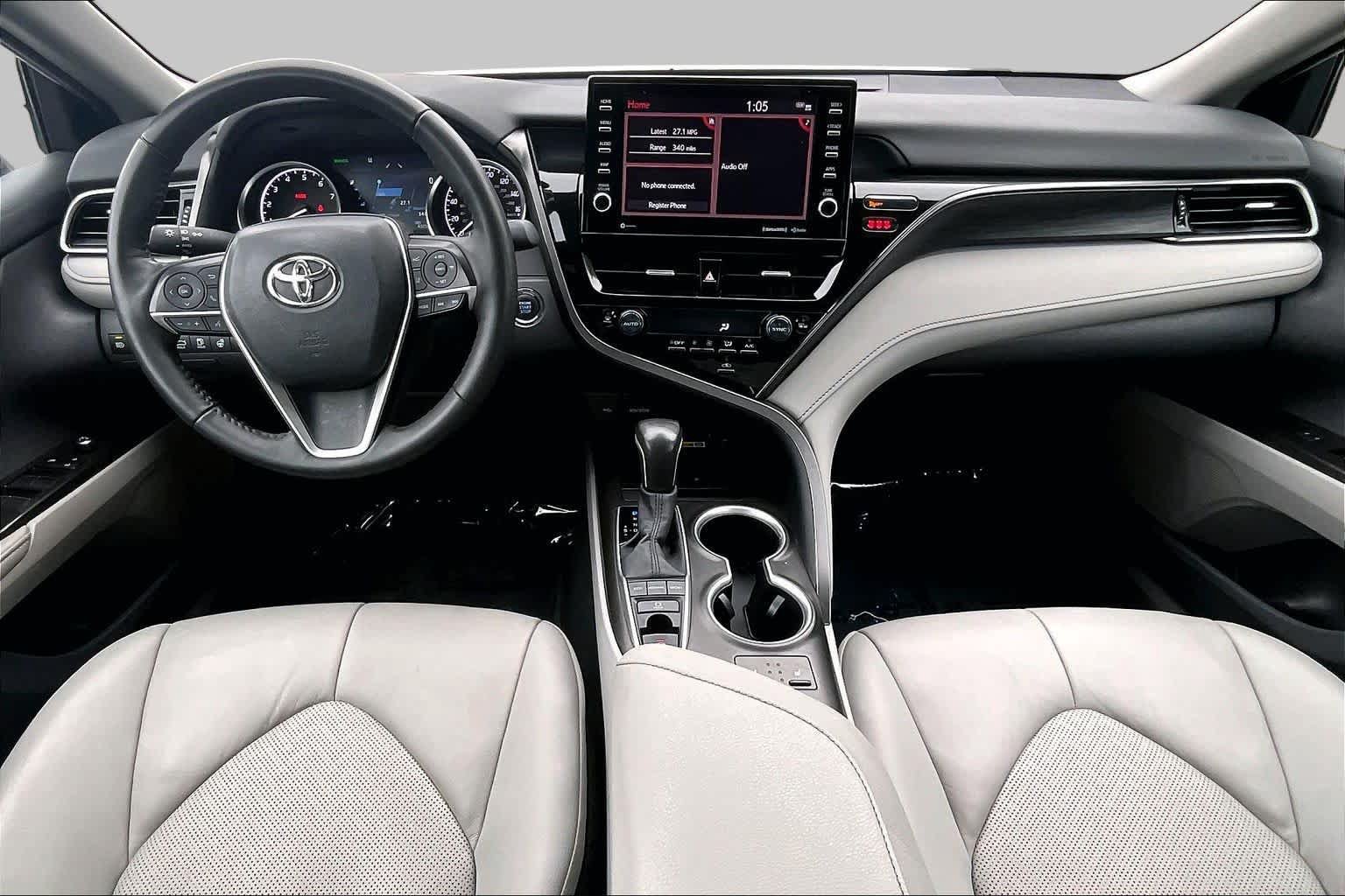 Used 2024 Toyota Camry XLE w/ Protection Package (Q2) (TMS) FWD image 15