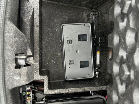 Used 2023 Dodge Challenger R/T w/ Plus Package image 24