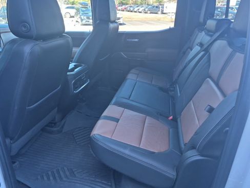 Used 2021 Chevrolet Silverado 1500 High Country w/ Z71 Off-Road Package AWD/4WD image 5