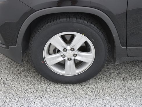 Used 2020 Chevrolet Trax LS FWD image 11