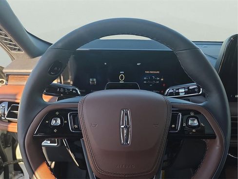 New 2026 Lincoln Aviator Reserve image 19