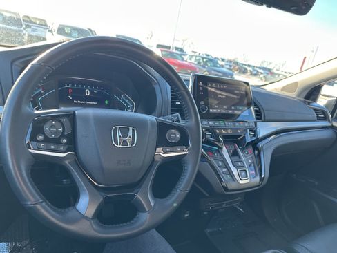 Used 2023 Honda Odyssey Touring image 36