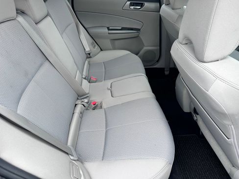 Used 2011 Subaru Forester 2.5X Premium AWD/4WD image 9