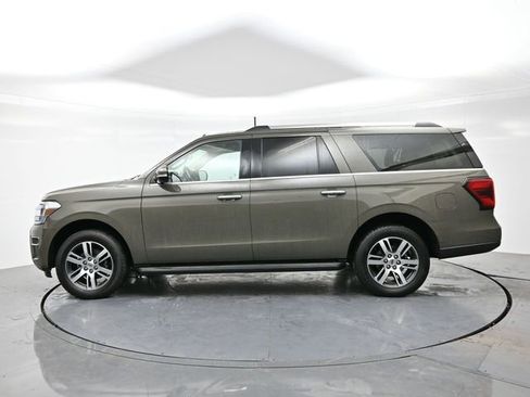 Used 2024 Ford Expedition Max Limited image 8