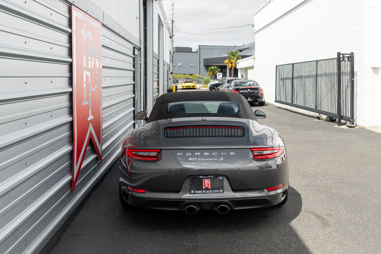Used 2017 Porsche 911 Carrera S RWD image 37
