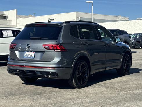 Certified 2024 Volkswagen Tiguan SE R-Line image 5