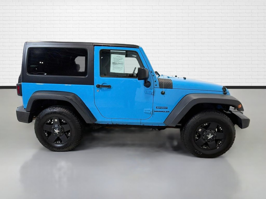 Used 2017 Jeep Wrangler Sport w/ Quick Order Package 24S AWD/4WD image 10