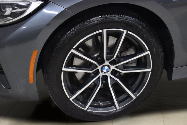 Used 2020 BMW 330i xDrive Sedan w/ Convenience Package AWD/4WD image 38