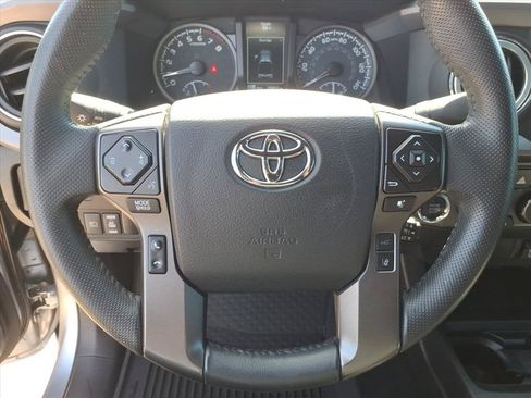 Used 2023 Toyota Tacoma TRD Off-Road AWD/4WD image 23