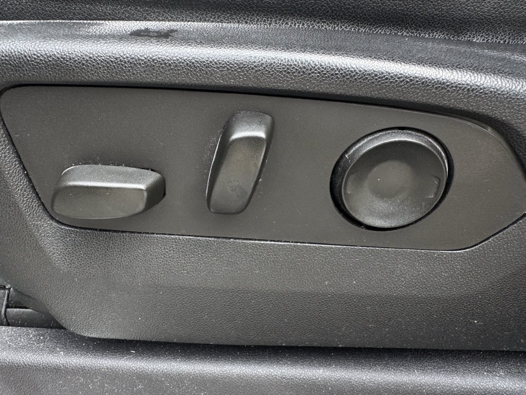 Used 2022 Chevrolet Silverado 1500 RST RWD image 25