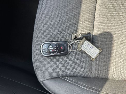 Used 2025 Buick Encore GX Preferred AWD/4WD image 20