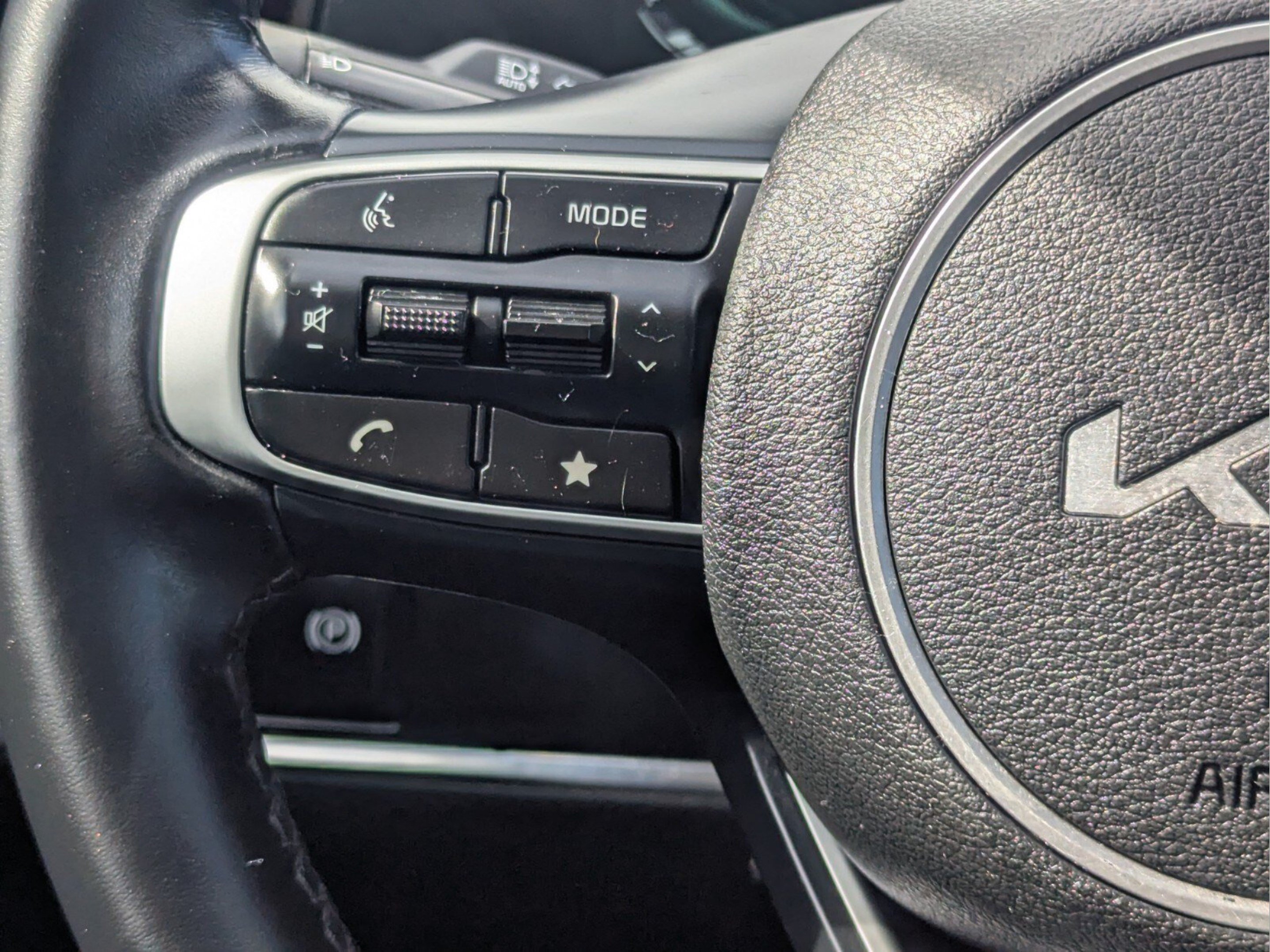Certified 2023 Kia Sportage EX FWD image 18