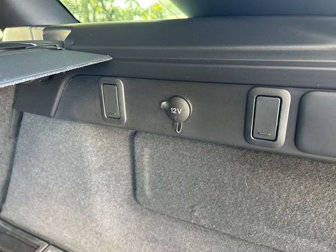 Used 2021 Land Rover Range Rover Velar S image 35