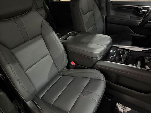 Used 2026 Chevrolet Suburban RST w/ RST Capability Package AWD/4WD image 49